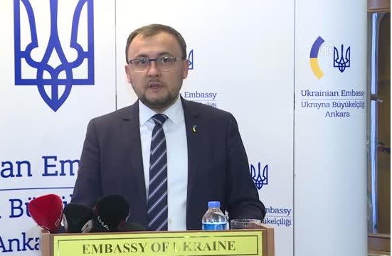 Ukrayna Ankara Büyükelçisi Bodnar: "İşgalci ordular ülkemize girmeye başladı"