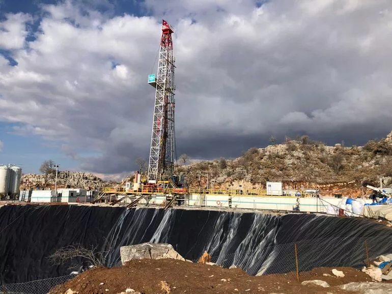 Şırnak'ta petrol sevinci! Tankerlerle taşınıyor