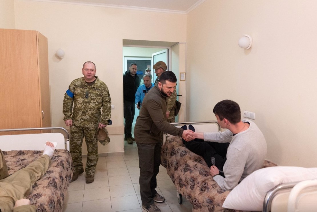 Грузинские пограничники. Перестрелка на границе киргизии и таджикистана. Камчыбек ташиев бору застава. Ранены пограничники. Ранены пограничники.