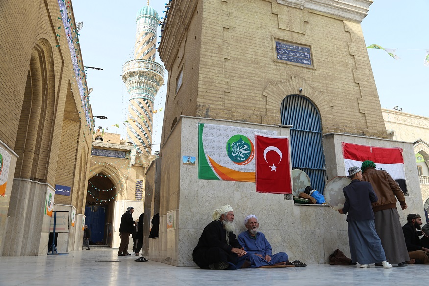 TİKA tarafından Bağdat'taki Abdulkadir Geylani Türbesi'ne Gavs-ı Azam örtüsü serildi